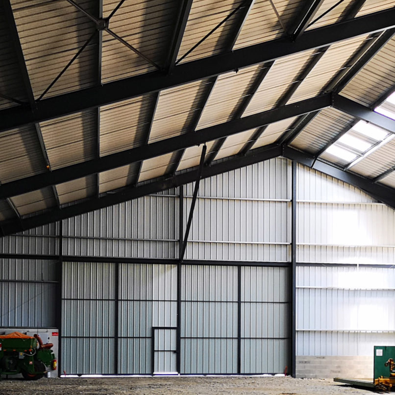 Intérieur Bâtiment agricole de stockage photovoltaïque à Auribail (31)