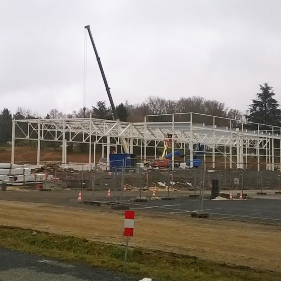 SUPER U ET DRIVE – COOP ATLANTIQUE pose de charpente métallique