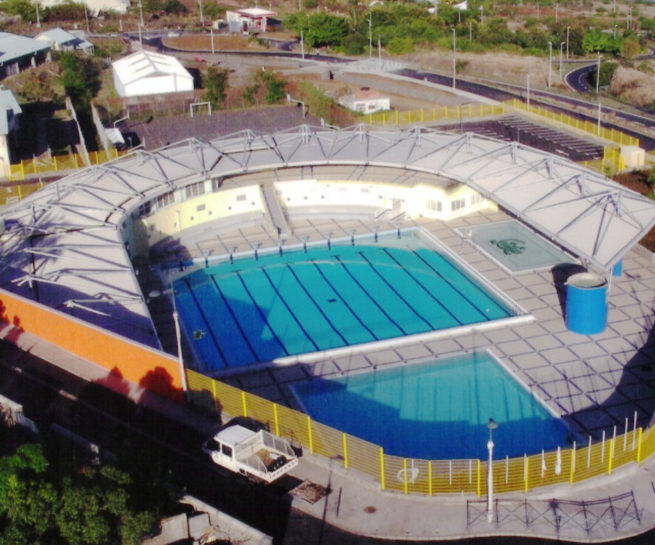 PISCINE PLATEAU CAILLOU