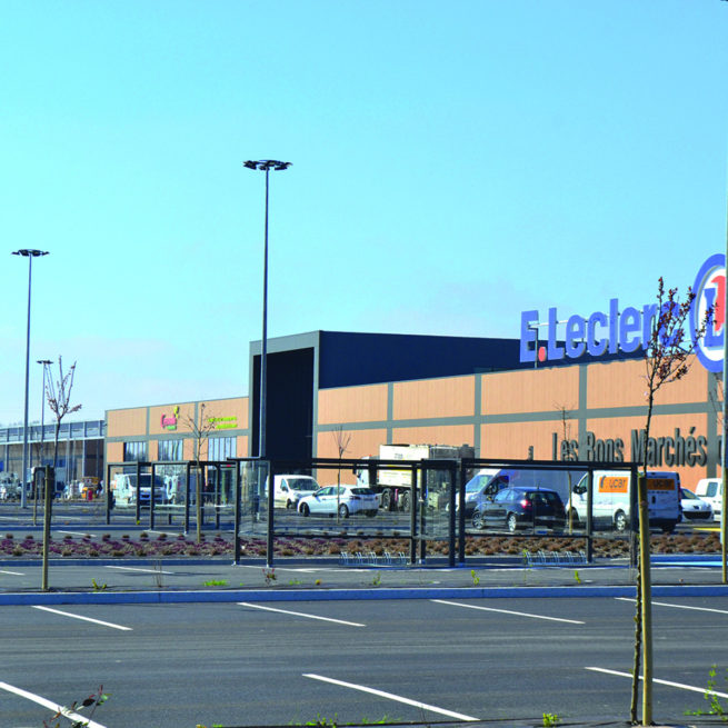 E. LECLERC ROMORANTIN façade