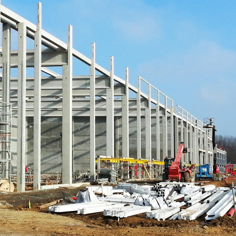 USINE AIR FRANCE charpente métallique extérieur