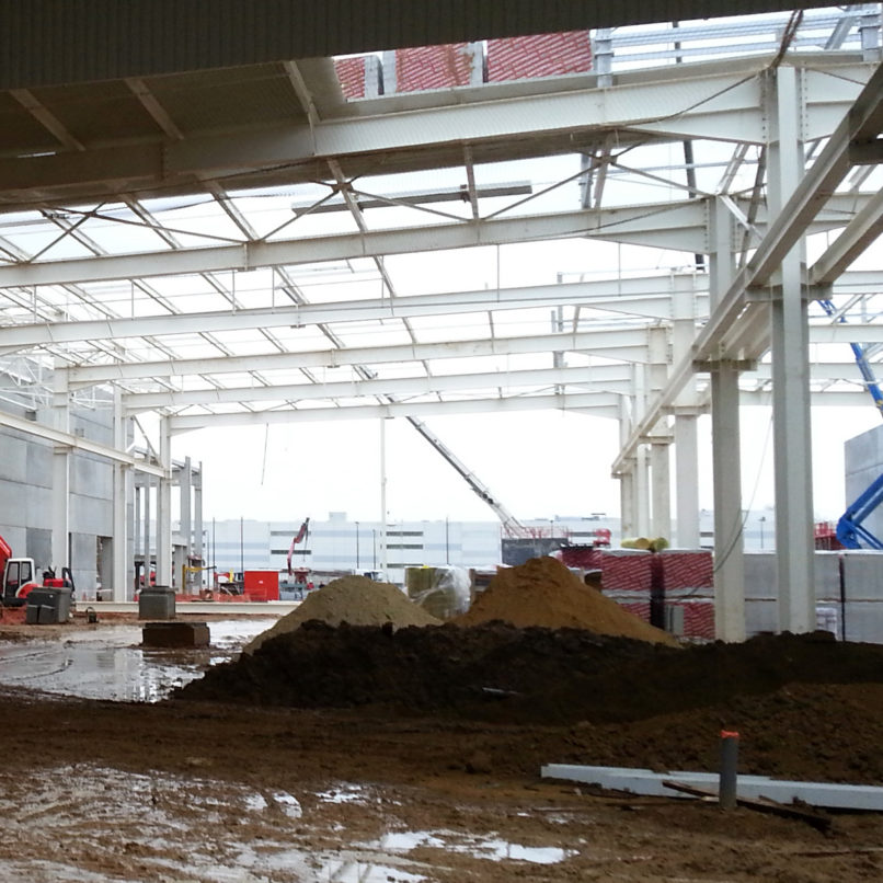 USINE AIR FRANCE charpente métallique intérieur