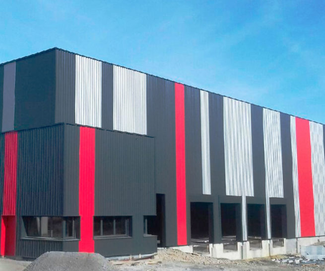 LAPORTE TRANSPORT – BÂTIMENT LOGISTIQUE bardage panneaux sandwich