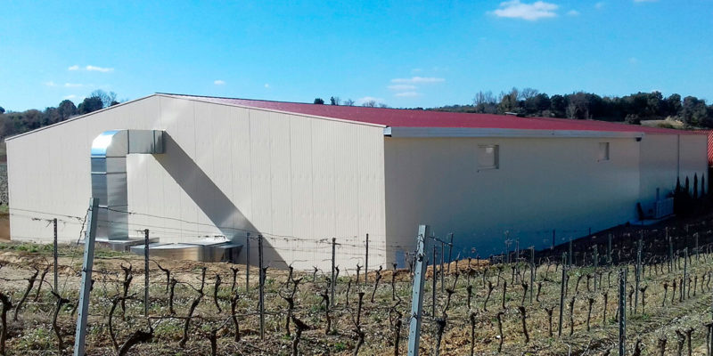 BÂTIMENT VINICOLE – LA DIGNE-D’AVAL bâtiment de stockage vins