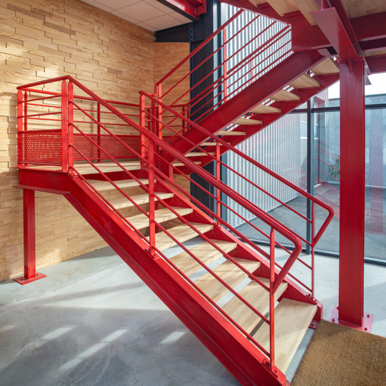 Garde-corps escalier - PEINTURE NOBLE