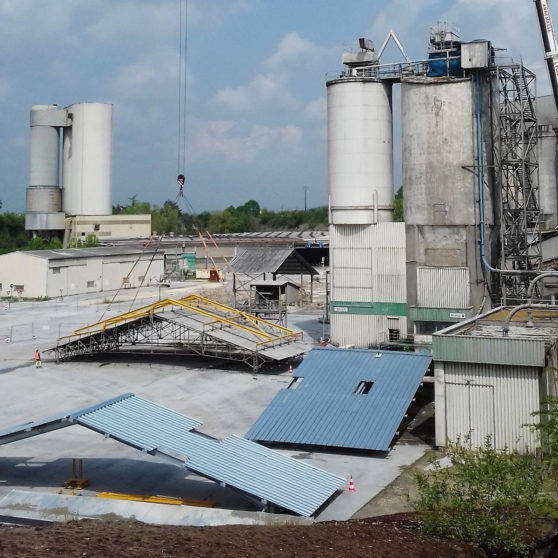 Usine Lafarge depose palonnier USINE LAFARGE - LA COURONNE