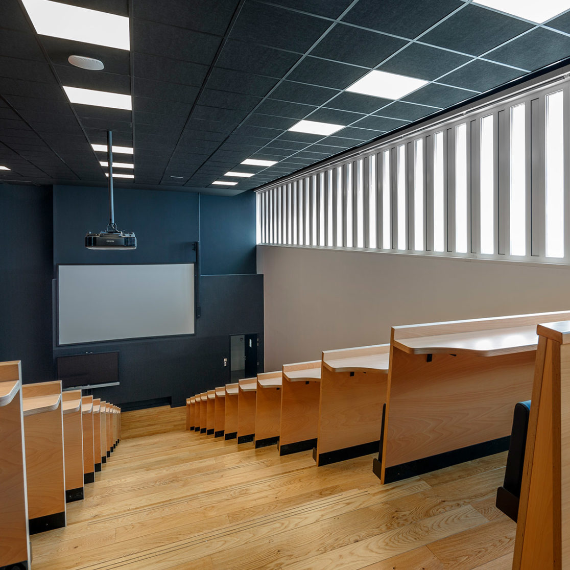 BÂTIMENT ESTIA 3 – ÉCOLE D’INGÉNIEURS DE BIDART intérieur