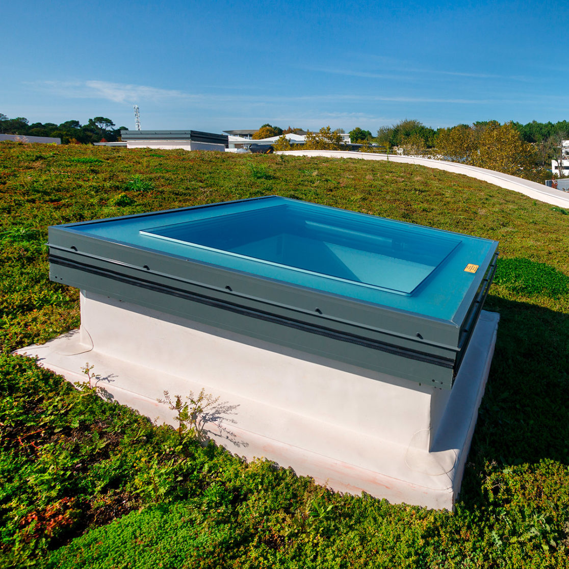 BÂTIMENT ESTIA 3 – ÉCOLE D’INGÉNIEURS DE BIDART ouverture de désenfumage