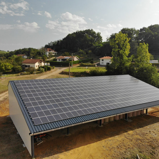 Bâtiment photovoltaïque agricole Soltea / St-Aubin (40)