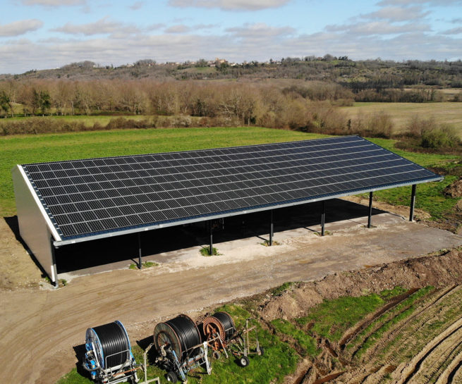 Bâtiment photovoltaïque agricole Soltea / Poursiugues (64)