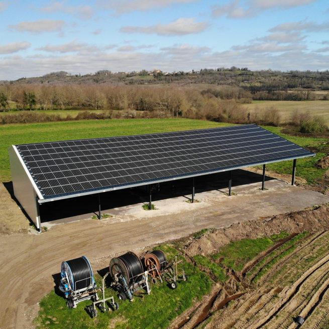 Bâtiment photovoltaïque agricole Soltea / Poursiugues (64)