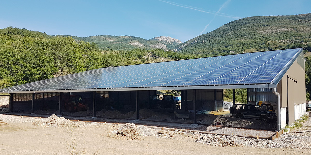intérieur Versant Sud Bâtiment agricole photovoltaïque Générale du solaire / Noyers-sur-Jabron (04)