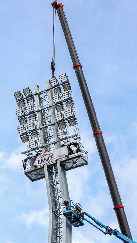 MÂTS ET CHARPENTE TRIBUNE KÉOLIS (EST) DU STADE JEAN DAUGER – BAYONNE métallerie des mâts