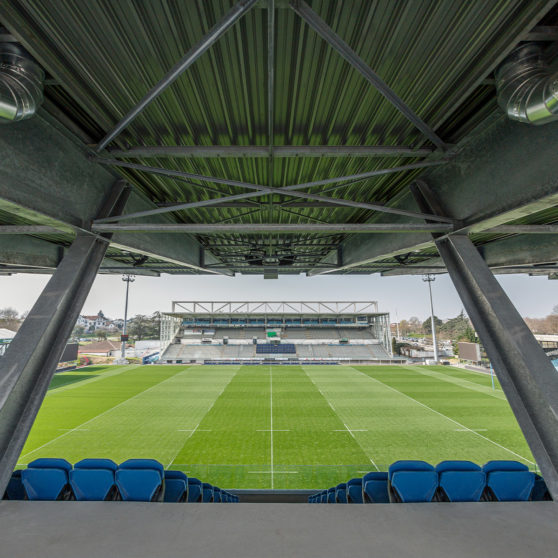 MÂTS ET CHARPENTE TRIBUNE KÉOLIS (EST) DU STADE JEAN DAUGER – BAYONNE